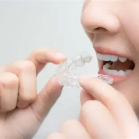 隱形牙套會導致牙齦發炎嗎？深圳箍牙
