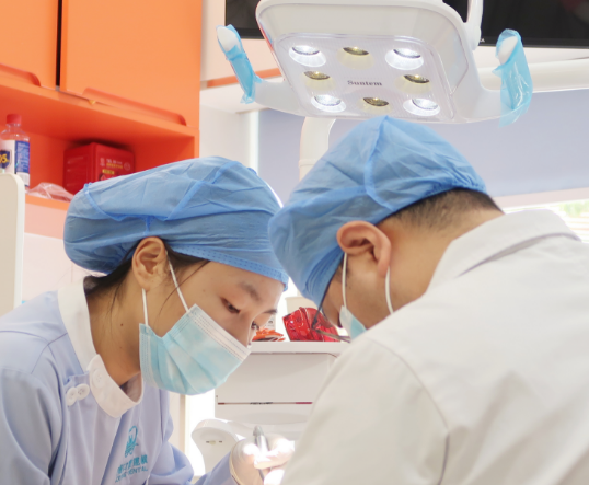 深圳全瓷牙套收費？點解依家大家都推介全瓷牙套？