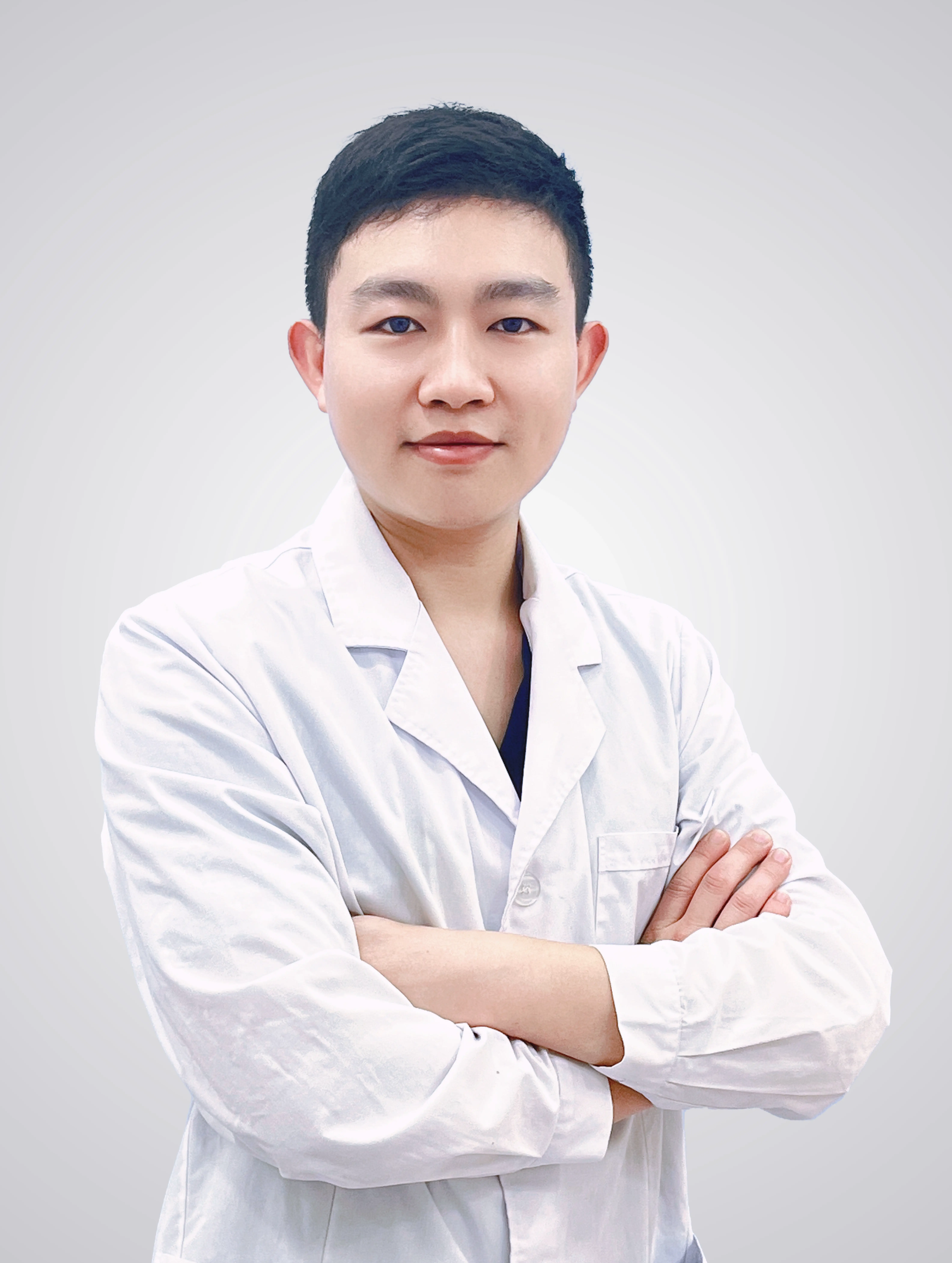 維港口腔許天航